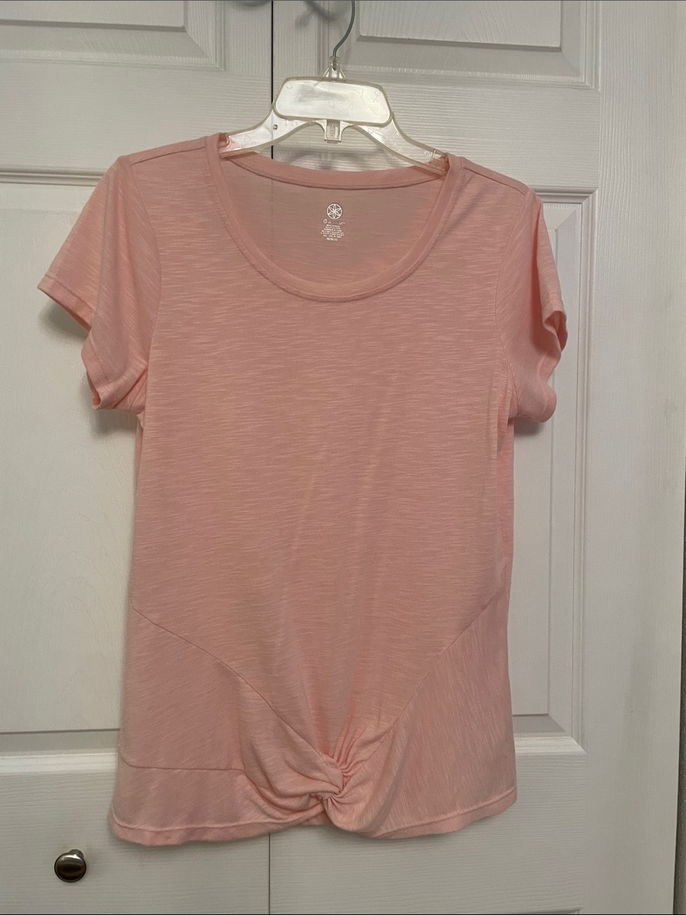 GAIAM Pink Medium Front Twist Athletic Short Sleeve Workout or Casual Top